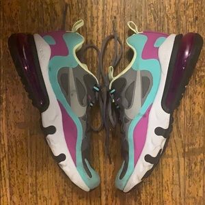 Nike Girls’ Air Max 270 React sneakers